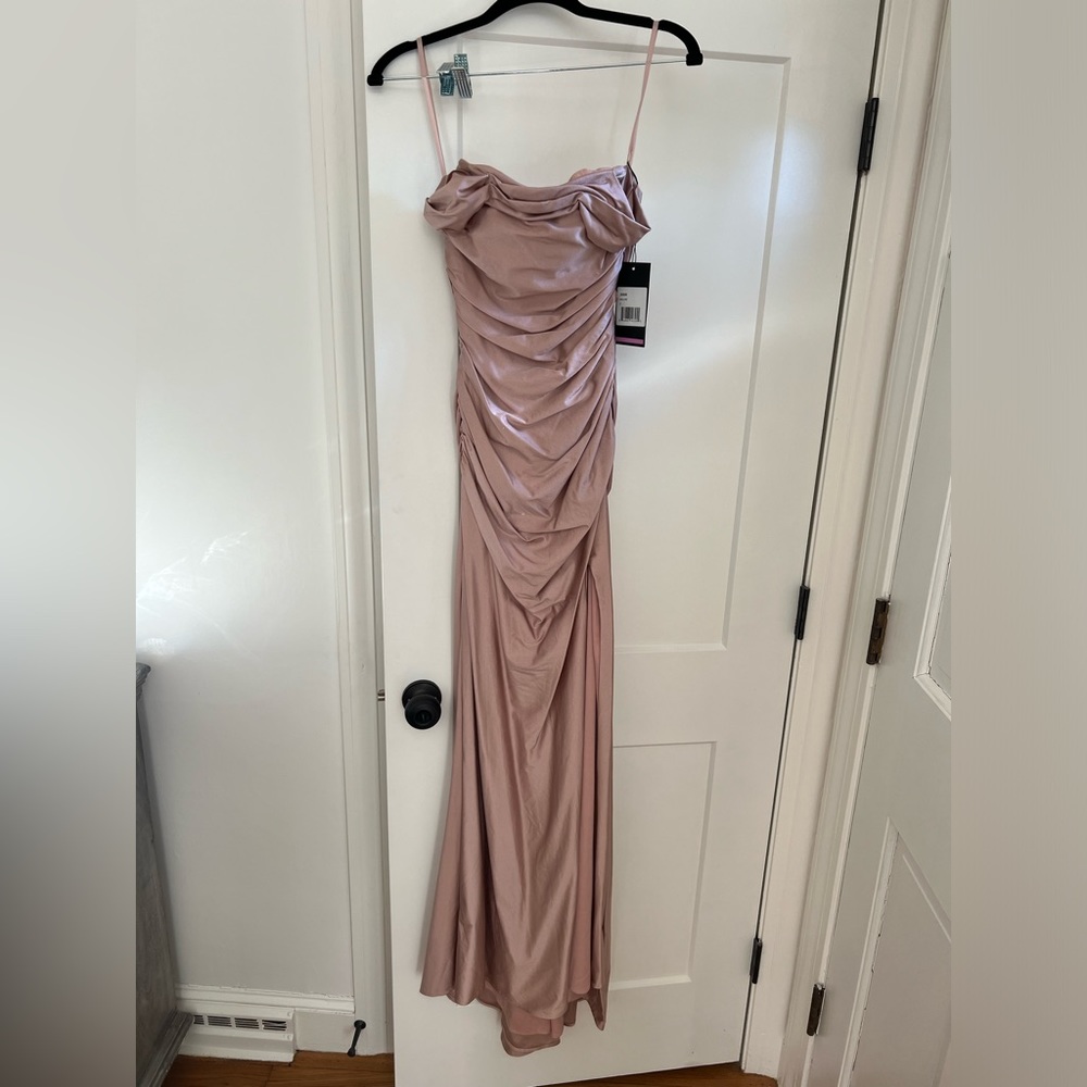 La Femme Mauve Trumpet Gown, Size 2, unworn
